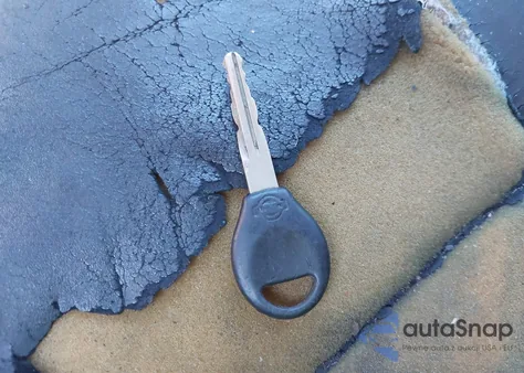 2001 Nissan Frontier Sc-V6 z USA, uszkodzony, nr VIN 1N6MD27T81C385743